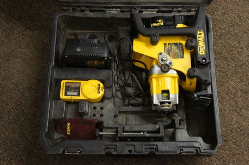 Dewalt dw073 auto leveling laser level 18v cordless with charger and battery for sale