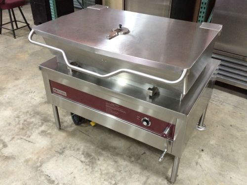 Southbend BELM-40 - 40 gal S/S Electric Tilting Skillet (Watch Video)