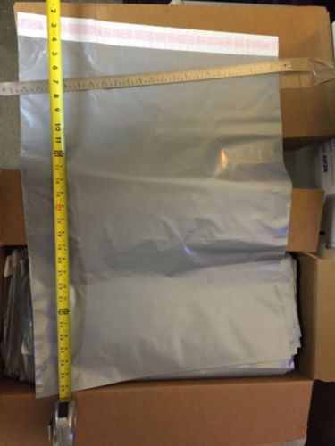 400 Qty 22x28 POLY MAILERS SELF SEALING ENVELOPE BAG 22 x 28  White Silver HUGE