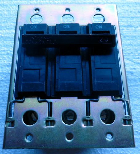 Ge general electric np266757 haca type mg-7244 3-pole circuit breaker switch for sale
