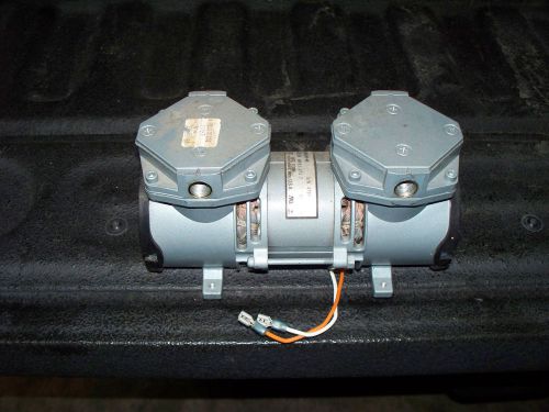 Gast maa-v140-hb vacuum compressor pump -unknown condition- for sale