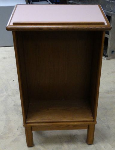 Lot# l0128-14: small wooden podium - used for sale