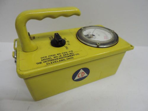 Vintage Civil Defense Victoreen CDV 715 1A Geiger Counter &amp; 750 5B Charger