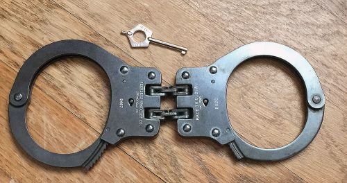 Peerless hinged handcuffs Model 802C