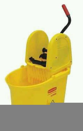 RUBBERMAID FG757900YEL Mop Bucket and Wringer, 35 qt., Yellow