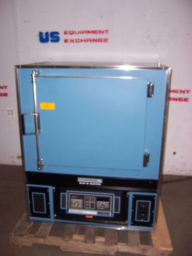 8747 blue m lab oven 256 temp 343*c / 650*f chamber 25&#034;w x 20&#034;d x 20&#034;h bench top for sale
