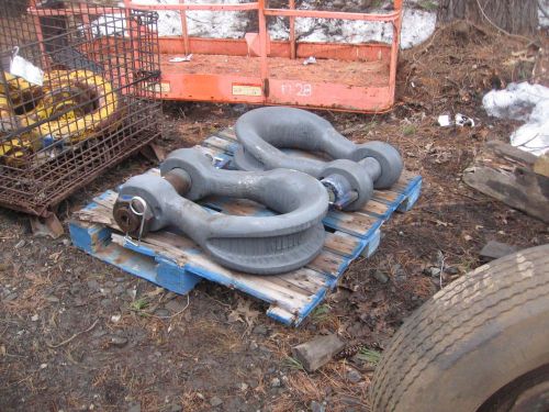 For sale,  (2) pat kruger wide body crane shackles, 200 ton capacity each for sale