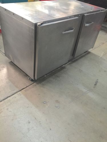 Traulsen Under the Counter 2 Door Refrigerator UHT60-ZCS01