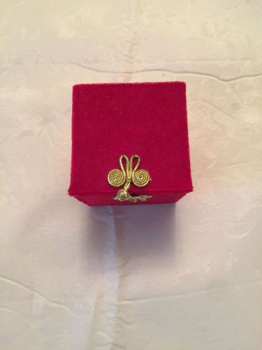 Red Velvet Treasure / Gift Box
