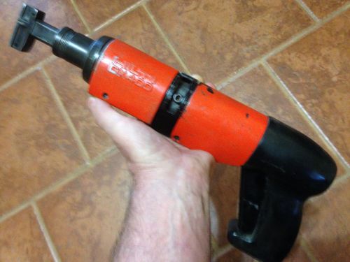 Hilti Fastening Systems DX400 Powder Actuated Nail Gun