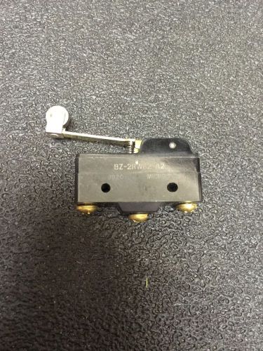 New Honeywell Micro Switch BZ-2RW82-A2 Limit Switch Top Roller Lever