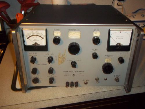 HP Hewlett Packard Model 202H FM-AM Signal Generator