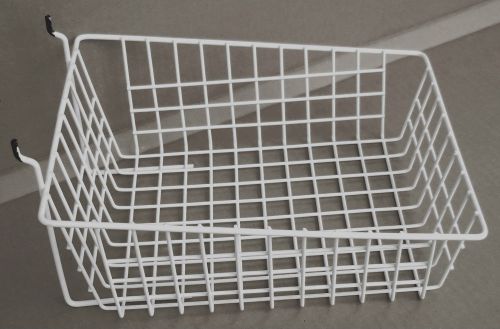 Pegboard Metal Basket Plastic Coated  /364