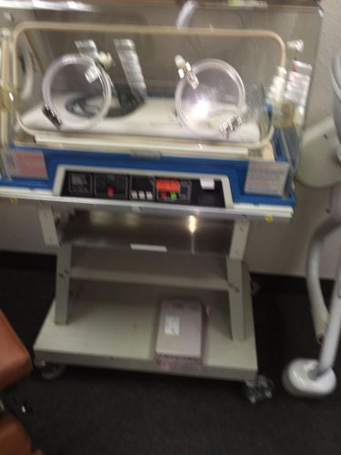 Air-Shields Isolete Infant Incubator Hospital ICU Monitor