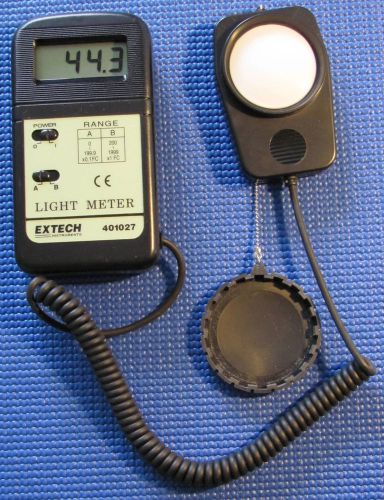 Extech Instruments 401027 Pocket-Sized Foot Candle Light Meter
