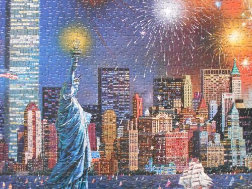 Manhattan Celebration 1000 Piece Jigsaw Puzzle