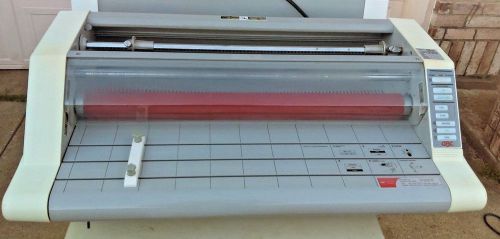 GBC Heatseal ULTIMA 65 27&#034; Roll Laminator (UC00853G)