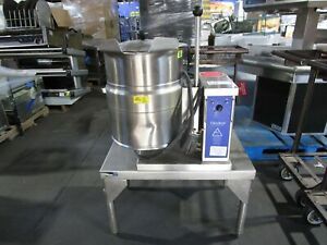 CLEVELAND RANGE KET6T 6 GALLON TABLE  TOP ELECTRIC TILTING STEAM KETTLE