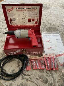 Milwaukee Heavy Duty Screw Shooter Kit With Extras - 6767-1
