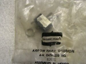 Crouse Hinds Heavy Duty Metal Toggle Switch On/Off SPST 82601 New Stock 15A 8438