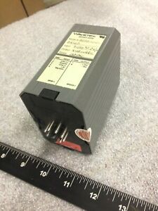 Wavetek Series 8000 Signal Conditioner 120V 0-300 Deg F 4-20 mADC