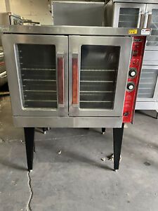 Vulcan Full Size Single Stack Convection Oven - Nat. Gas