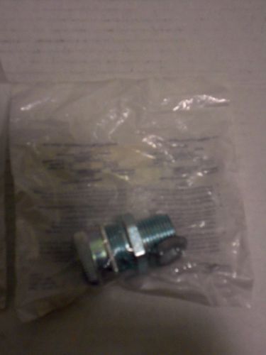 CGB193  Crouse Hinds 1 Piece NEW Cord Grip  Cable Fitting, 1/2&#034; Male NPT, Steel,