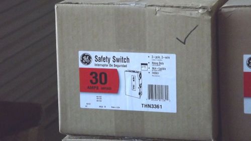 GE THN3361 3 POLE 30 AMP 600 VOLT NON FUSED HEAVY DUTY SAFETY SWITCH