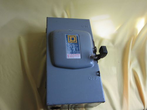 Square D 100 Amp 240V 2P 3W Fusible D223N Disconnect Switch