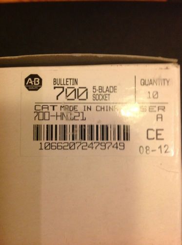 New! Box Of 10 - Allen Bradley 700-HN121 RELAY SOCKET - 5 BLADE