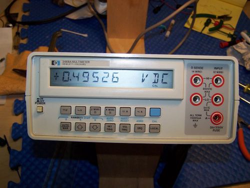 HP 3468A DIGITAL Multimeter With case and manuals. Turns on