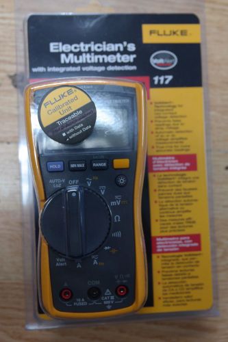 Fluke 117 true rms electrician&#039;s multimeter new for sale