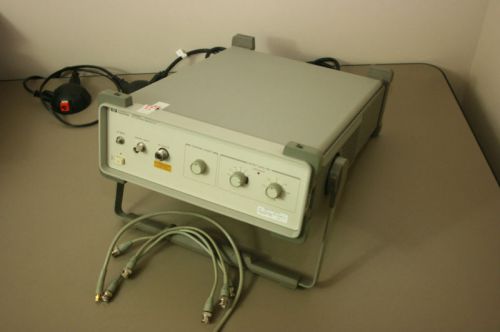 HP 85640A Tracking Generator 300khz-2.9Ghz Calibrated with Warranty, with Cables