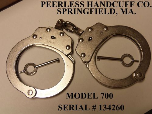 Peerless Model 700  Chain link handcuffs Comes with 2 keys and Case
