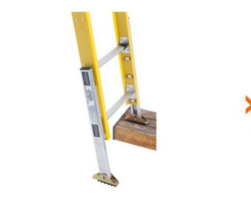 Werner Automatic Adjusting Ladder Leveler Uneven Surface Slip Safety Extension