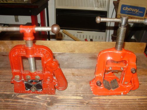 Two vintage pipe vises g.t.d. &amp; no name both good quality free shipping for sale