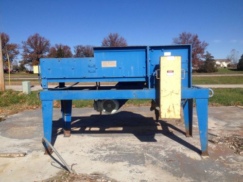 Wood shredder/chipper with conveyor &amp; nail separator for sale