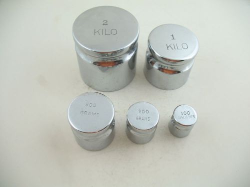 SET OF 5 METRIC SCALE WEIGHTS 2K 1K 500G 200G 100G