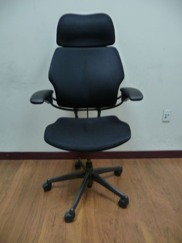 Humanscale &#034;freedom&#034;office chair high back w/headrest #10577 for sale