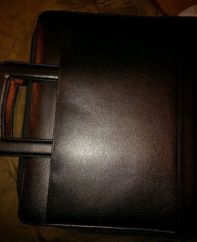Dayrunner Black Genuine Leather Briefcase  Zipper PortFolio 3-Ring Binder 10x13