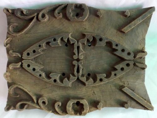 Antique Big Hand Carved Design Wooden Printing Block / Cut Collectible