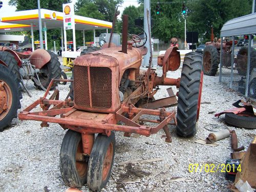 AC ALLIS CHALMERS WD 45 TRACTOR WITH PARTIAL CULTIVATOR