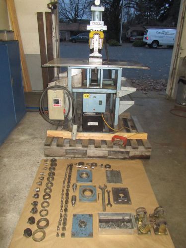 Kidder super 24&#034; 25 ton hydraulic punch press dp-24-x tooled for sale