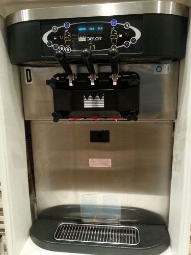 6 - 2013 Taylor C723 Frozen Yogurt Machine - Excellent Condition!!