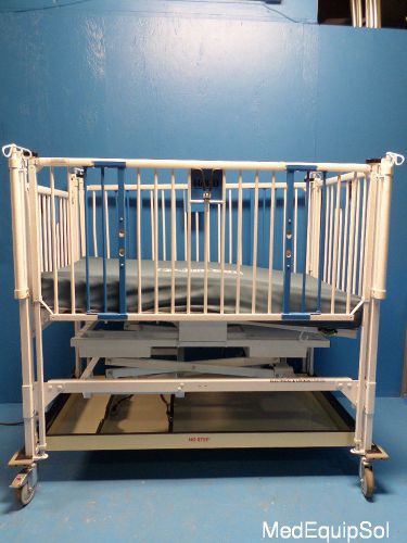 Hard Manufacturing Co. Electric Baby Crib