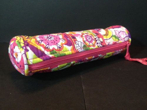 NWT ON A ROLL CASE CLEMENTINE  Multi function case holds makeup, readers, etc