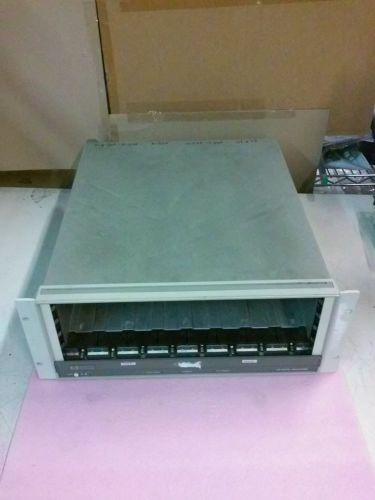 HEWLETT PACKARD HP 70001A Mainframe Module Chassi