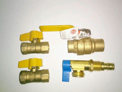Small assorted brass valve new surplus for sale