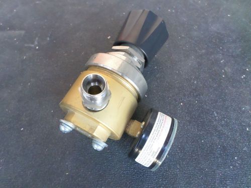 Tescom 44-3213h282-296 brass pressure regulator and gauge 500 psi in 150 psi out for sale