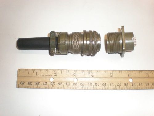 NEW - MS3106A 18-9P (SR) with bushing and MS3102A 18-9S - 7 Pin Mating Pair